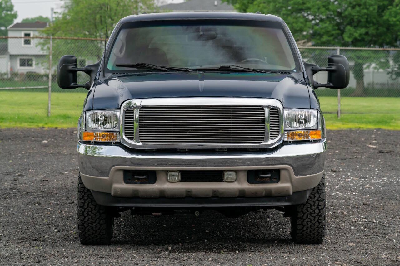 2002 Ford Excursion Limited photo 2