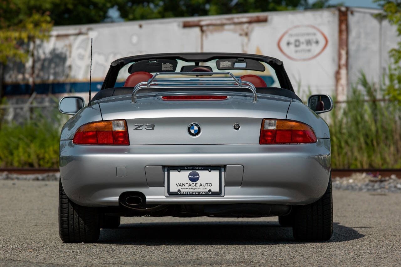 正規通販 Used VIN | Auto Vantage at Sale For Z3 BMW 1996 置物