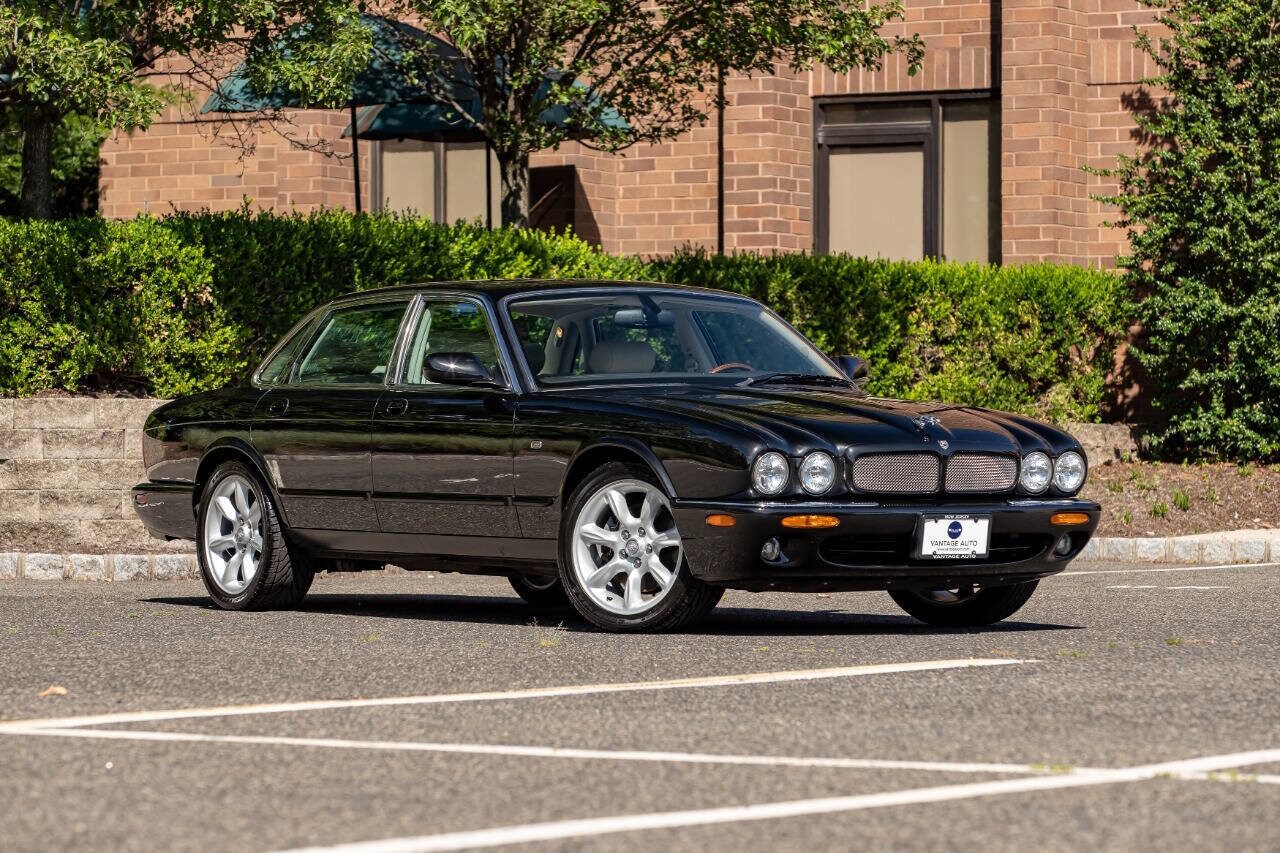 2000 Jaguar XJR Base photo 2