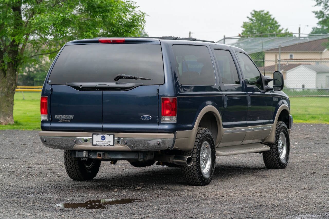 2002 Ford Excursion Limited photo 4