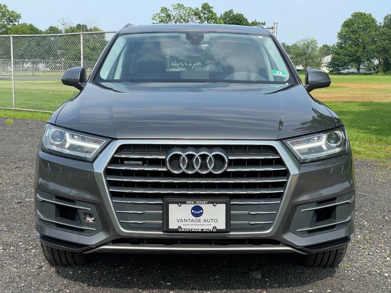 2018 Audi Q7 3.0T Premium Plus photo 2
