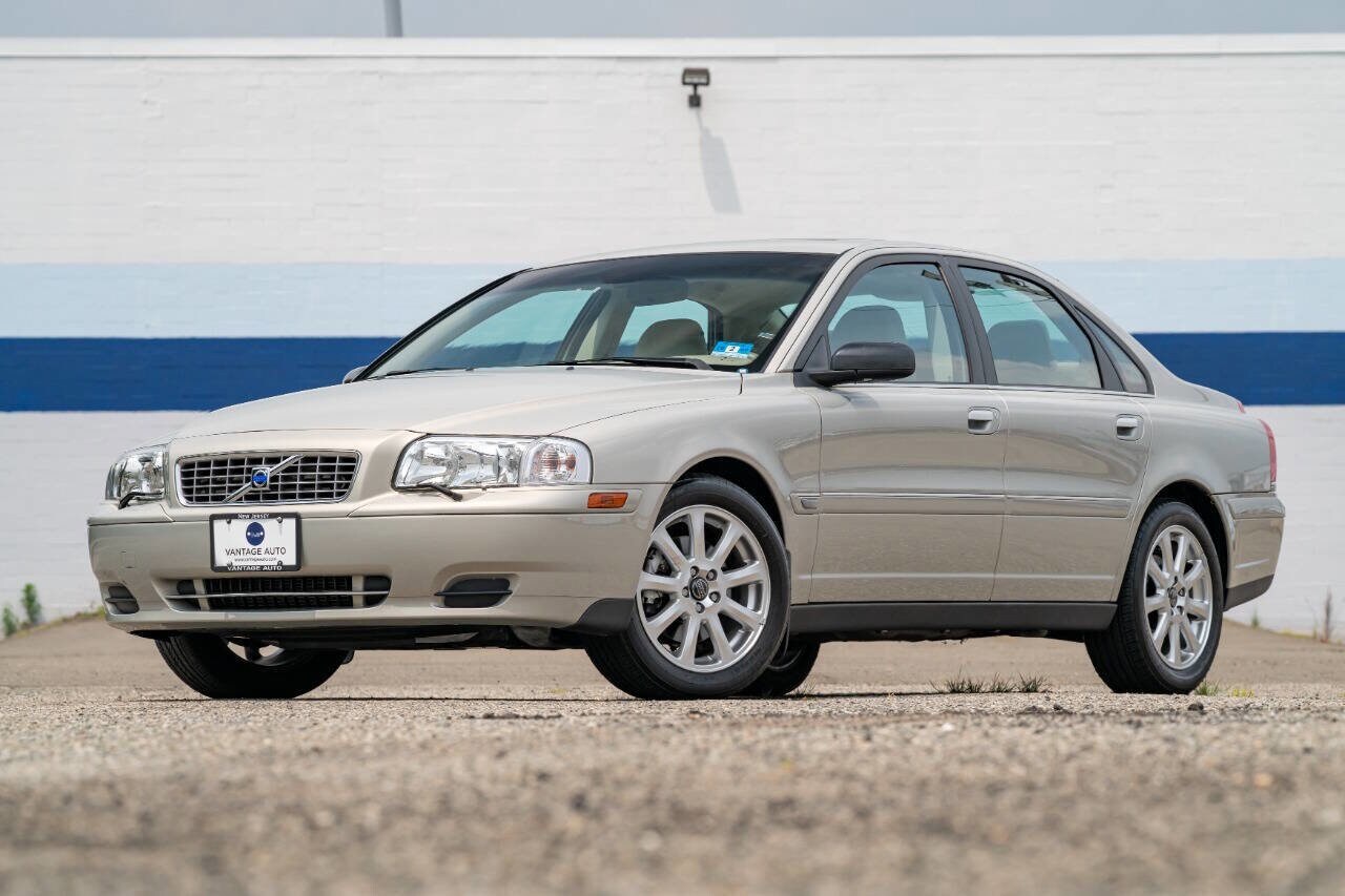 2004 Volvo S80 2.5T photo 2