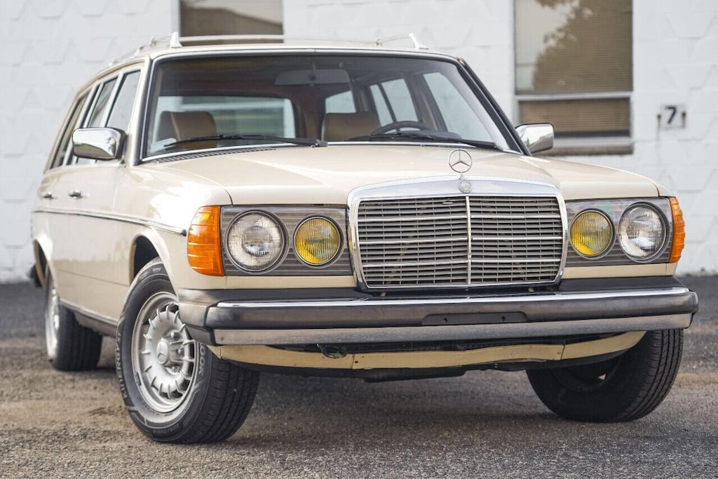 Used 1984 Mercedes-Benz 300-Class 300 TD 4dr Turbodiesel Wagon