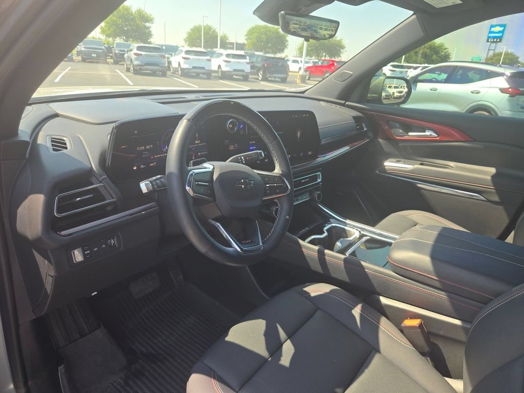 Used 2025 Chevrolet Traverse Z71 SUV