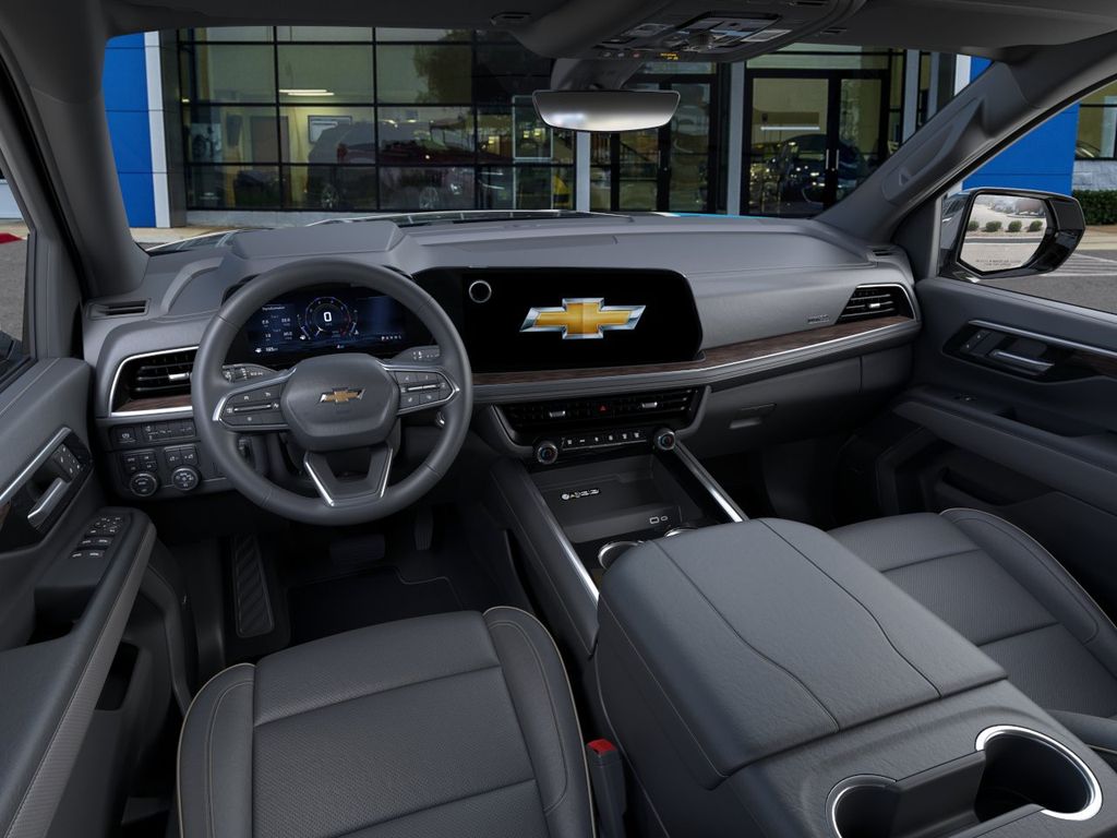 2026 Chevrolet Suburban Premier - Photo 15