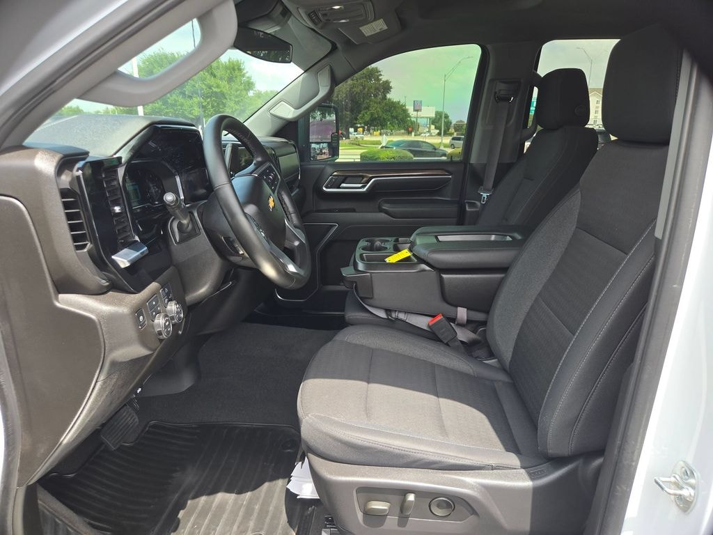 Used 2025 Chevrolet Silverado 2500 HD LT Truck