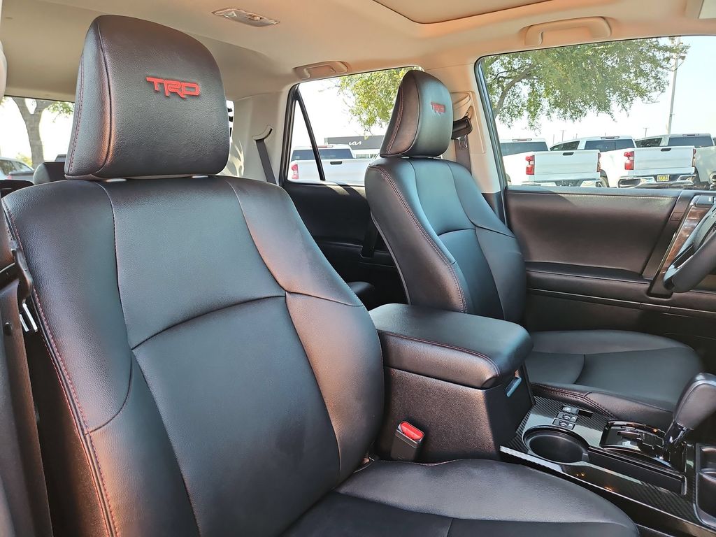 2021 Toyota 4Runner Venture - Photo 32