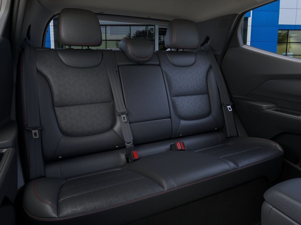 2027 Chevrolet Bolt RS - Photo 17