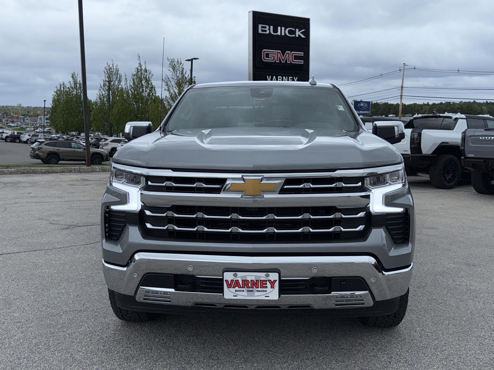 2025 Chevrolet Silverado 1500 LTZ photo 2