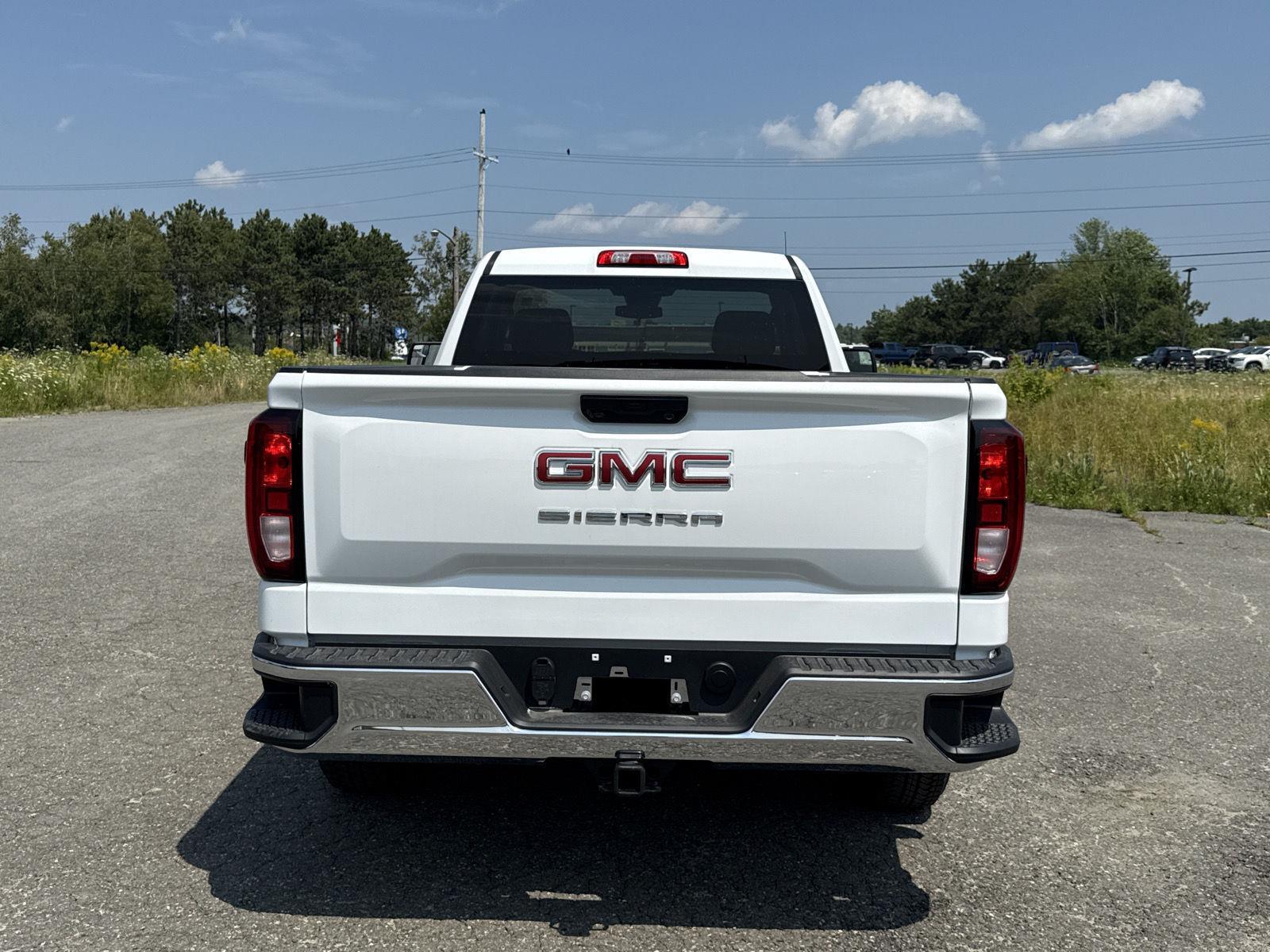 2025 GMC Sierra 1500 Pro - Photo 10