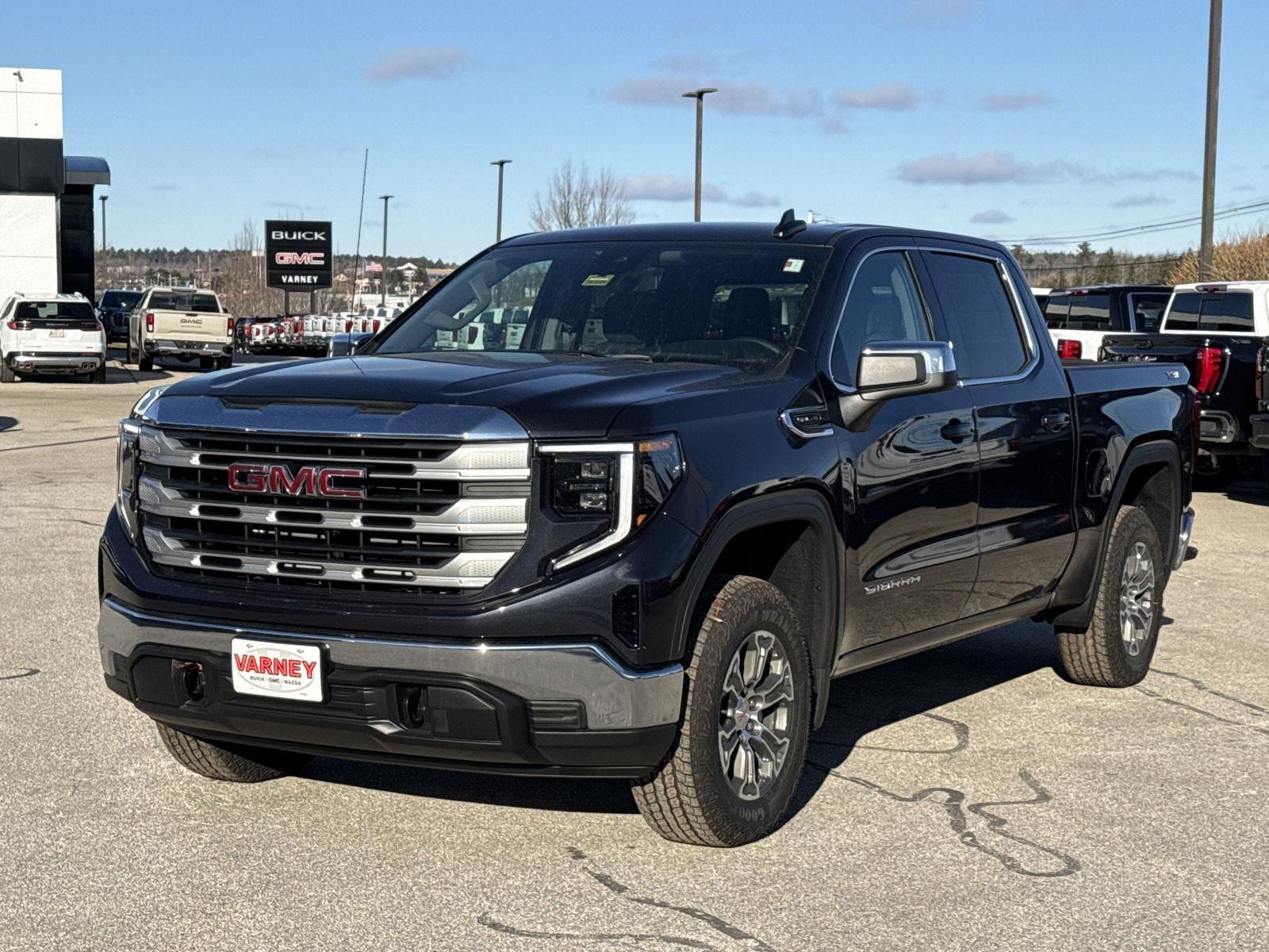 2026 GMC Sierra 1500 SLE's photo