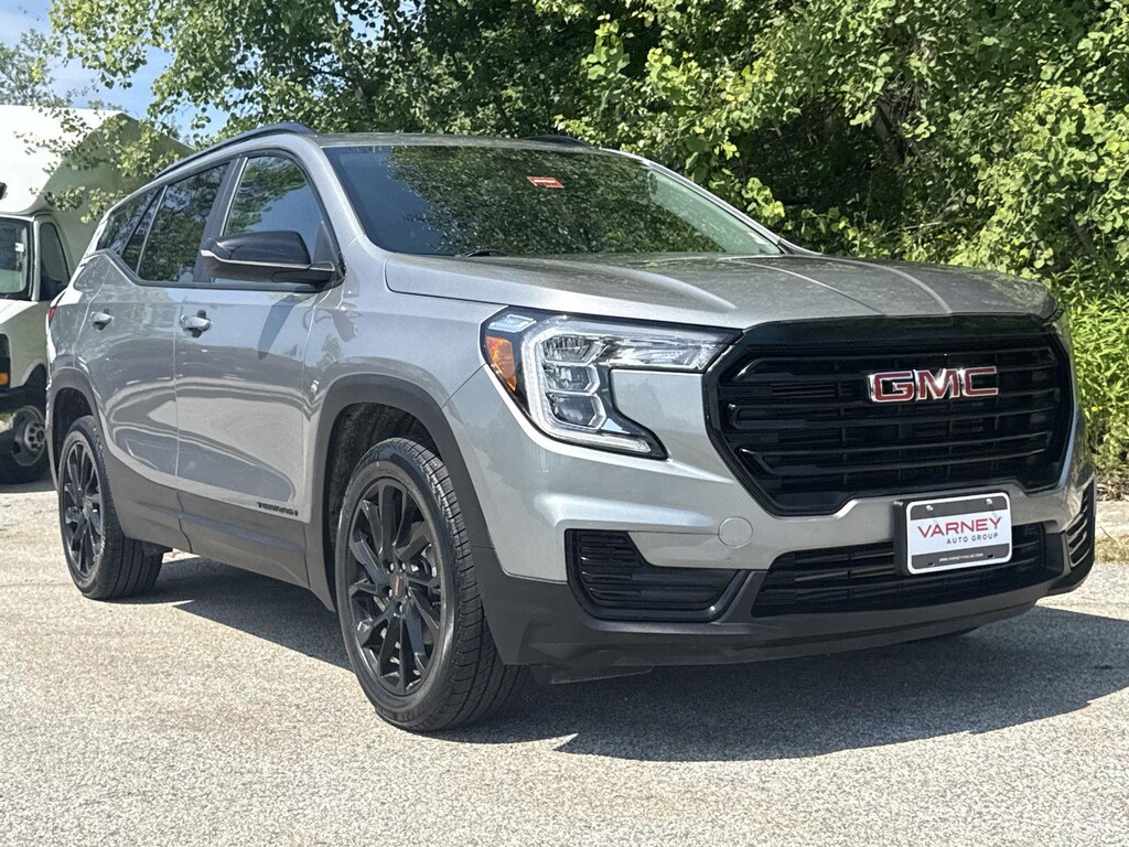 Used 2023 GMC Terrain SLE SUV