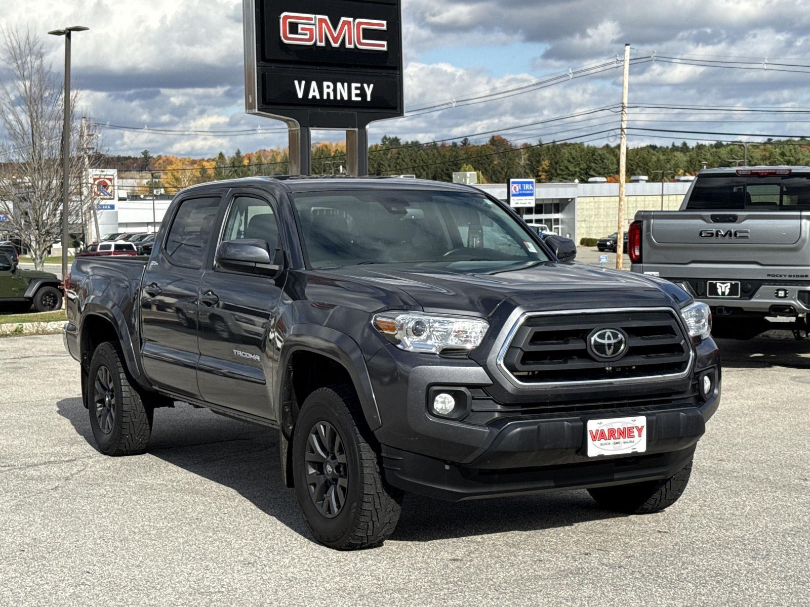 2022 Toyota Tacoma SR5 V6 photo 2