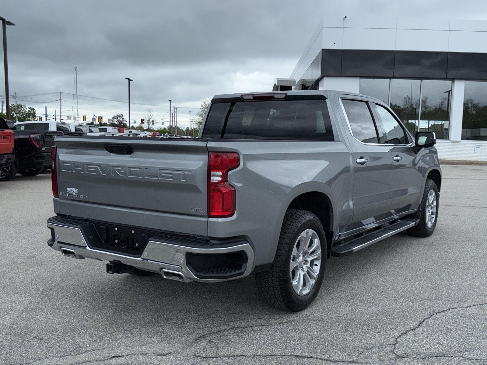 2025 Chevrolet Silverado 1500 LTZ - Photo 7