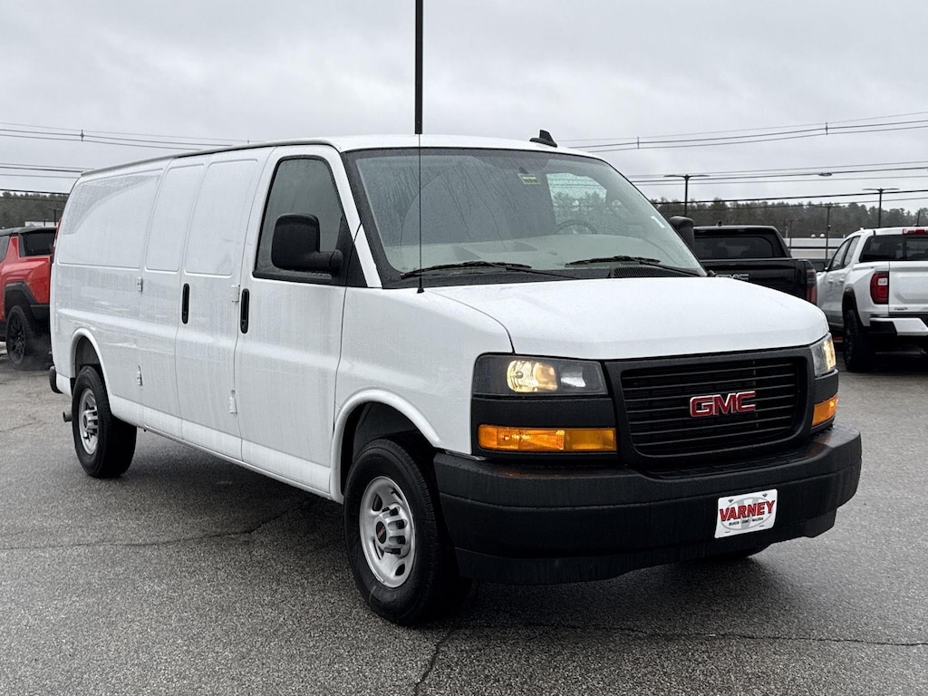 New 2025 GMC Savana Cargo 3500 Work Van Van Extended Cargo Van