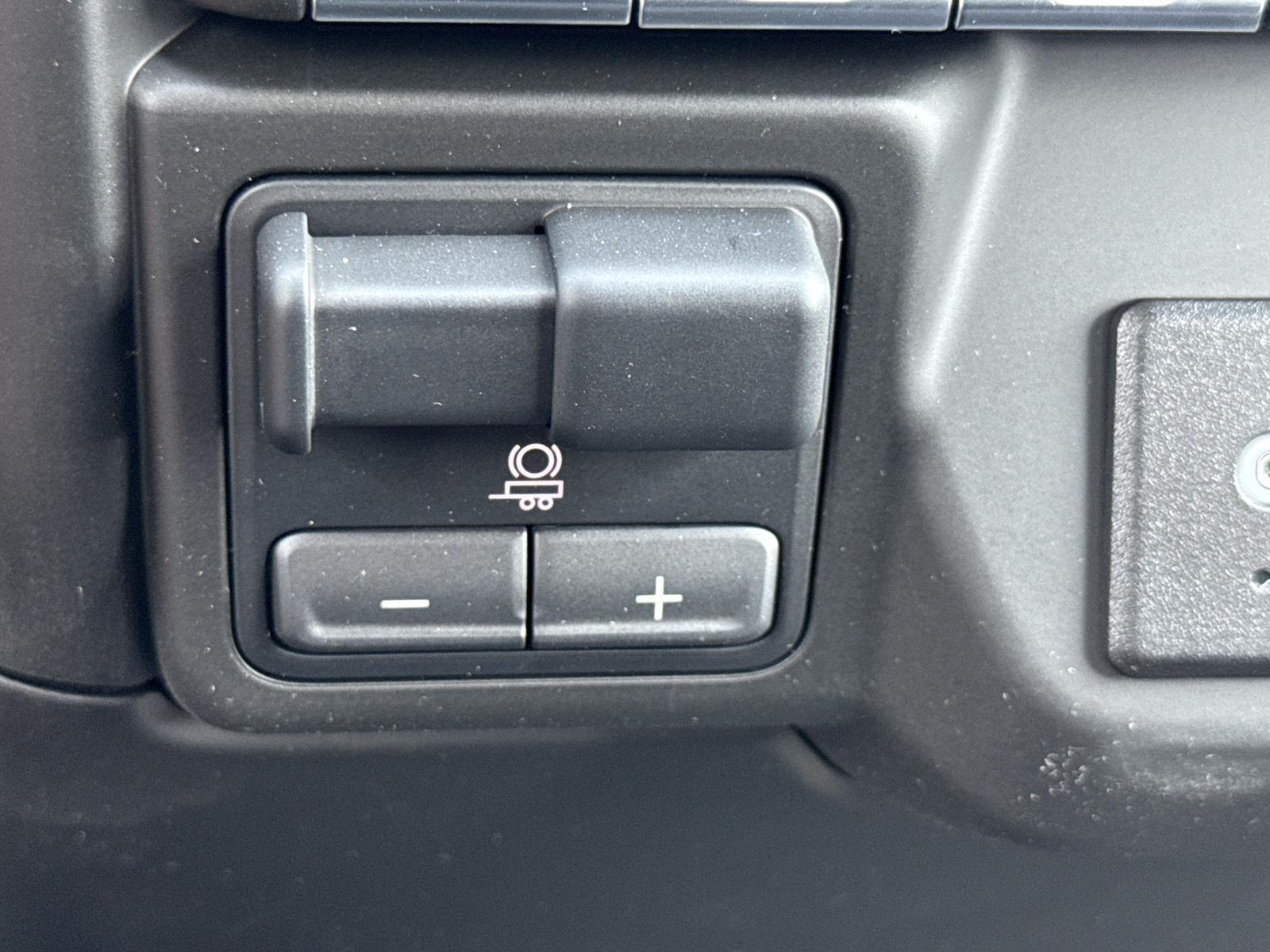 2025 GMC Sierra 1500 Pro - Photo 23