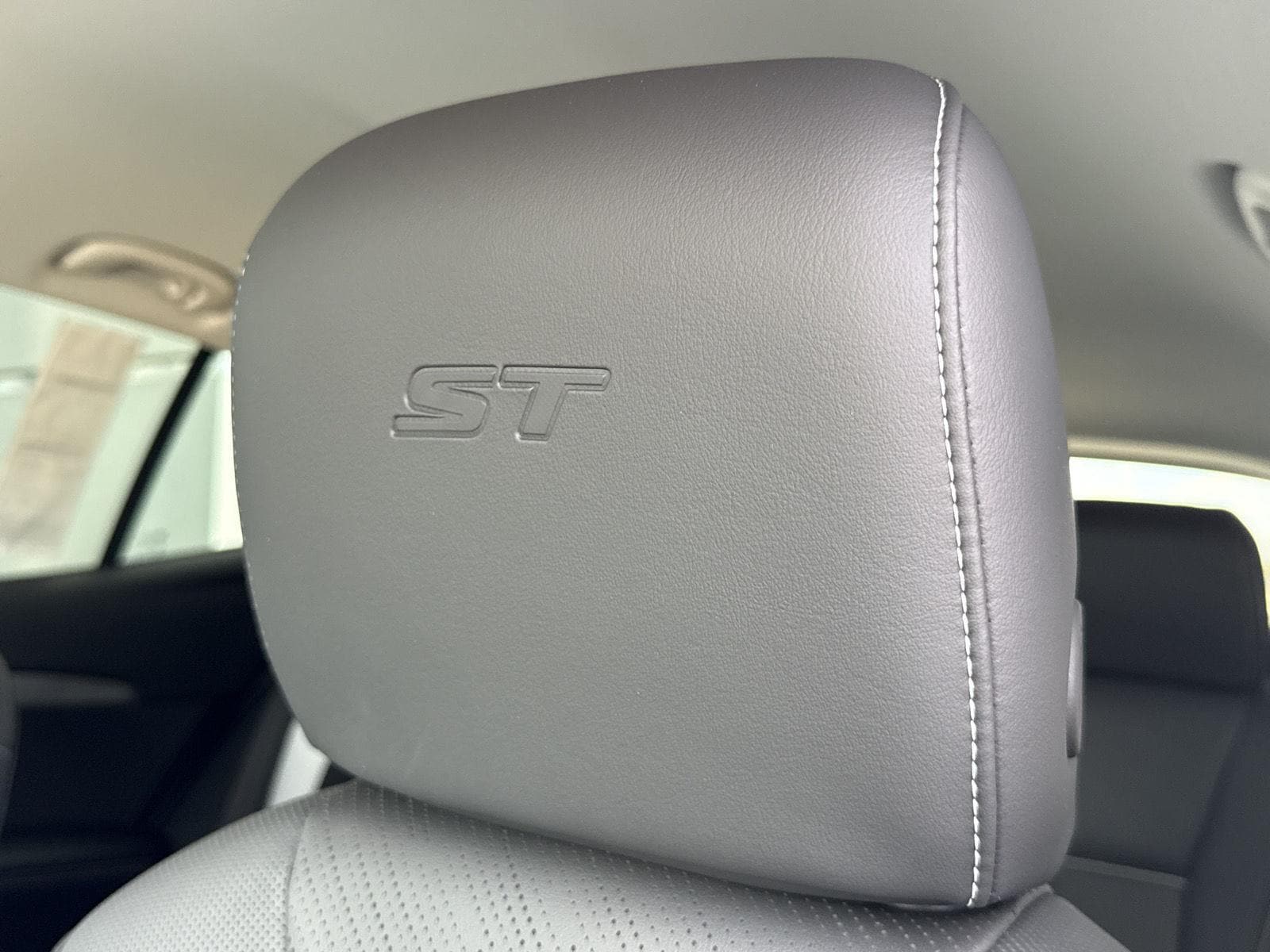 2026 Buick Envision Sport Touring - Photo 26
