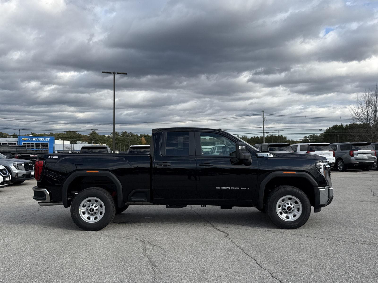 2026 GMC Sierra 2500HD Pro - Photo 8