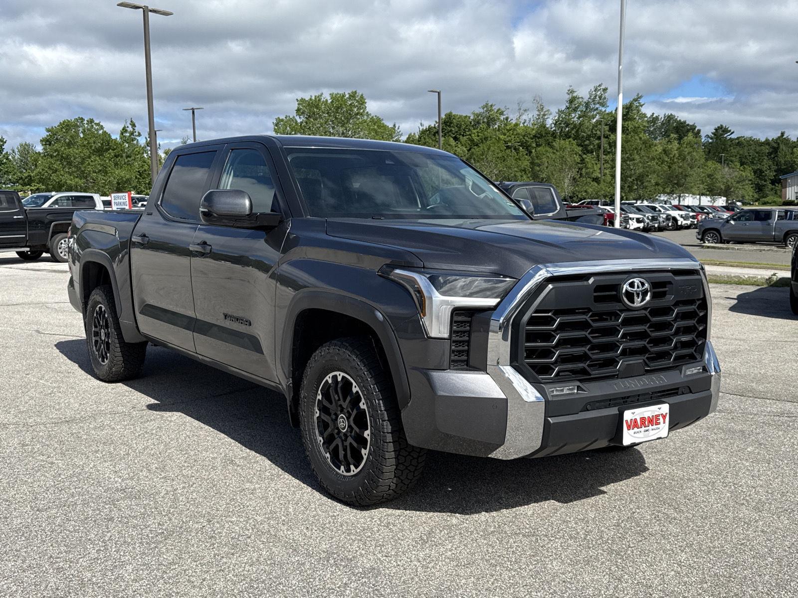 2024 Toyota Tundra SR5 photo 3