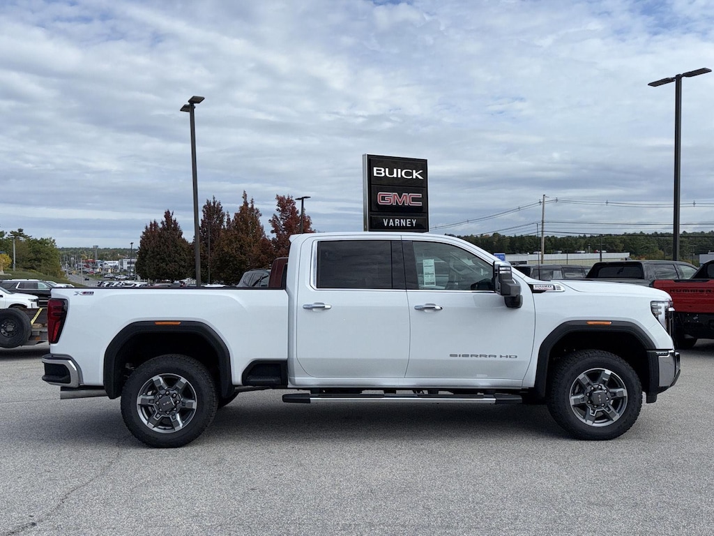 New 2025 GMC Sierra 2500 HD SLT Truck Crew Cab
