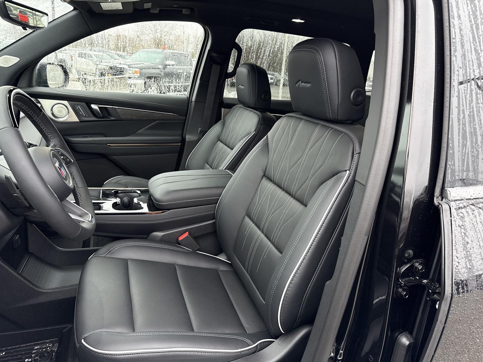 2026 Buick Enclave Avenir - Photo 16