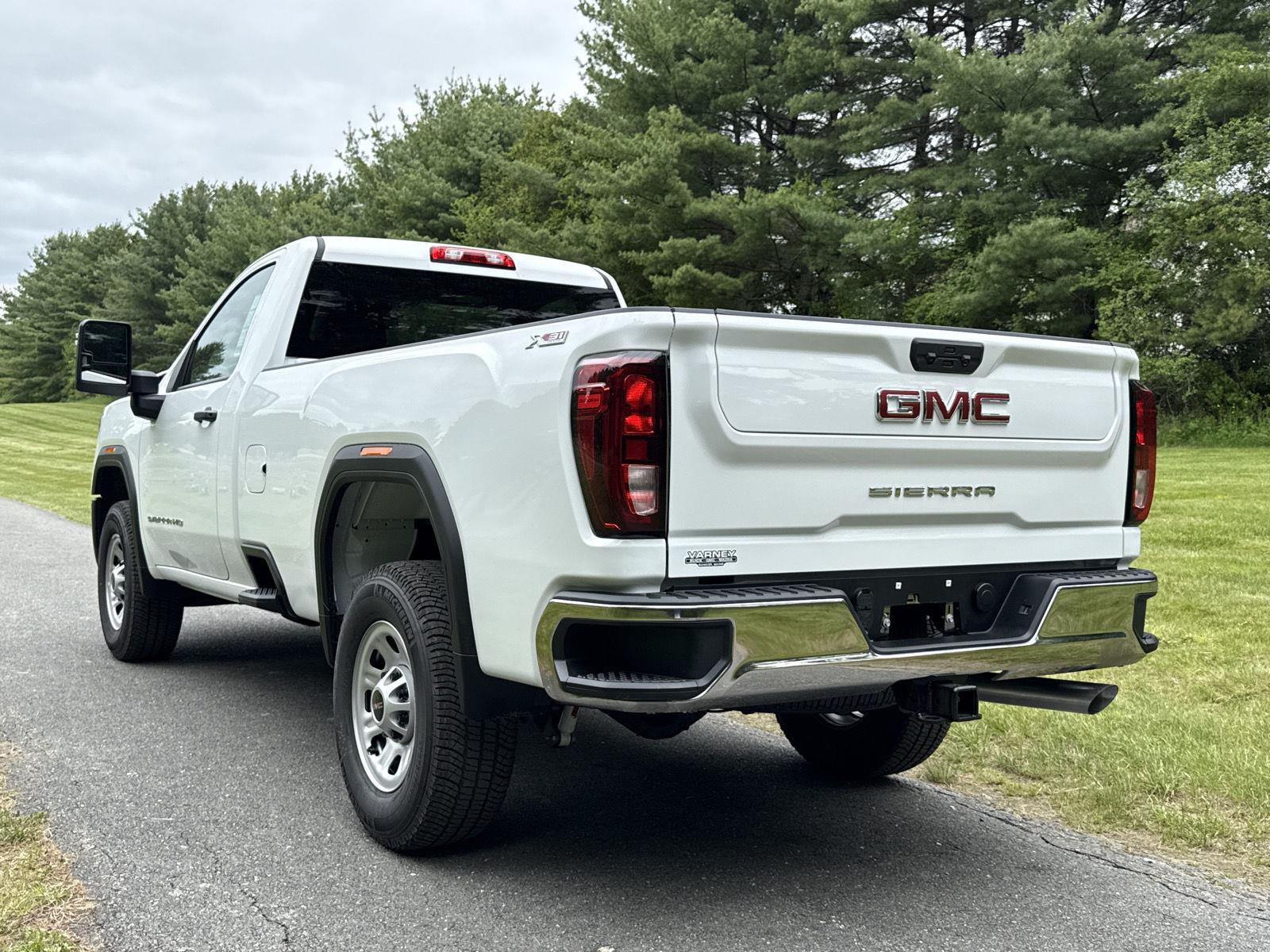2026 GMC Sierra 2500HD Pro - Photo 8