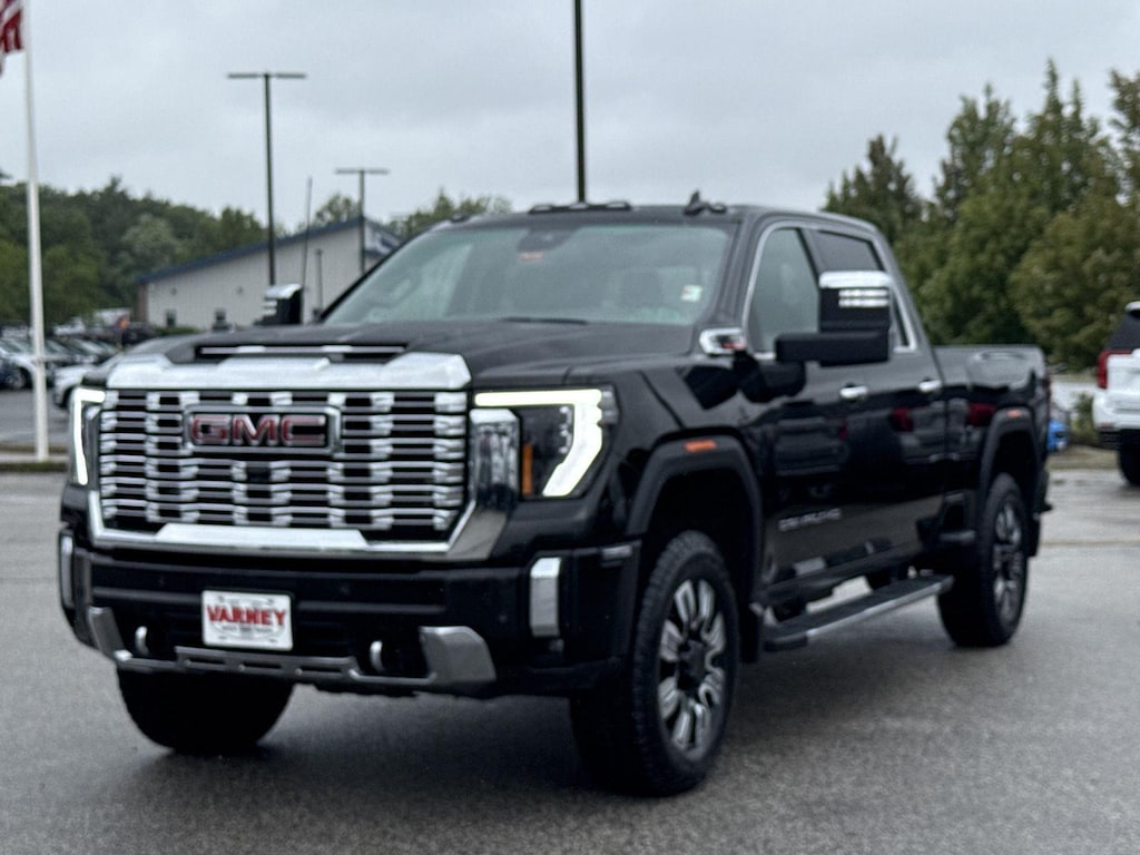 Used 2025 GMC Sierra 2500 HD Denali Truck Crew Cab