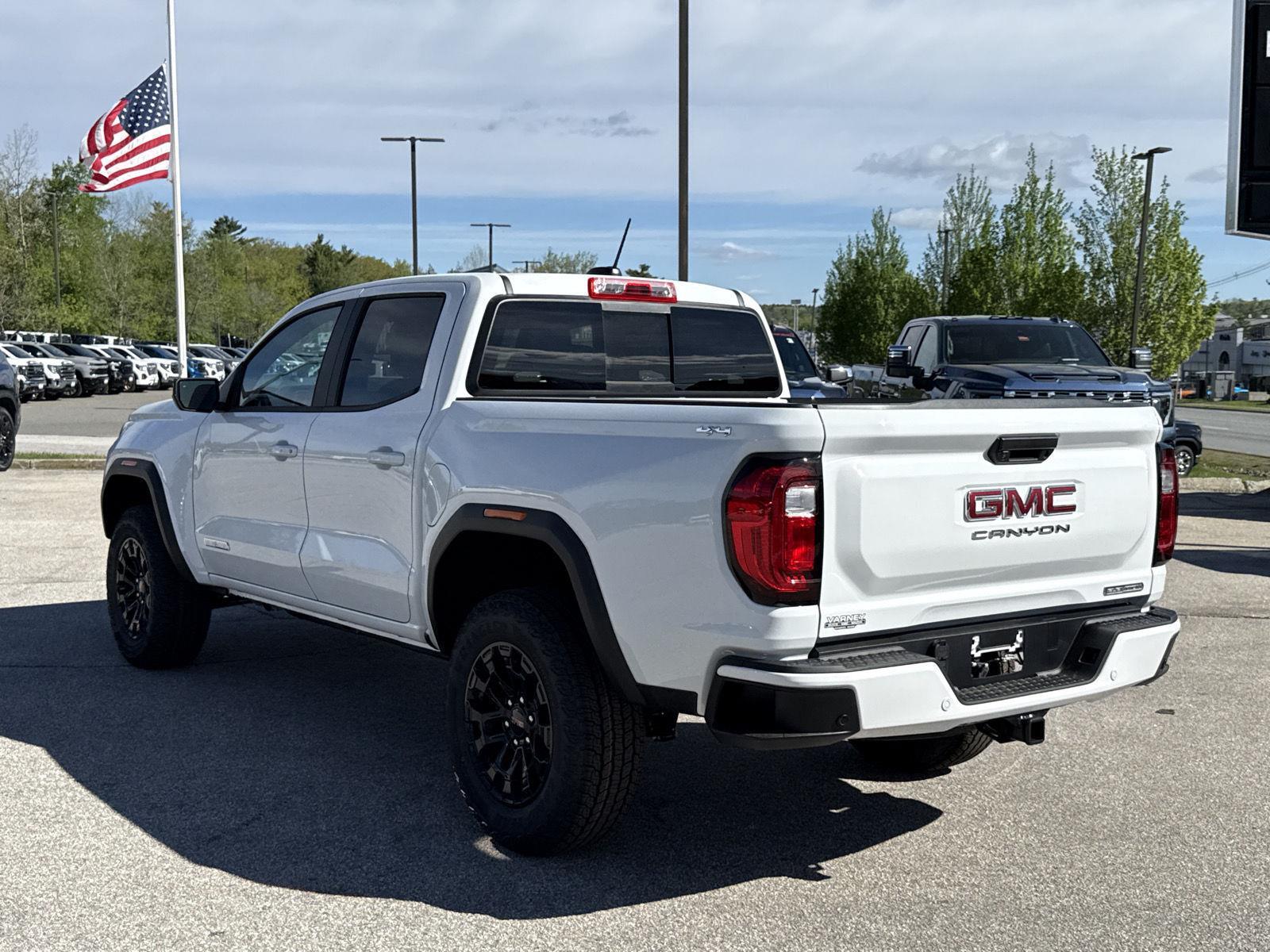 2026 GMC Canyon Elevation - Photo 14