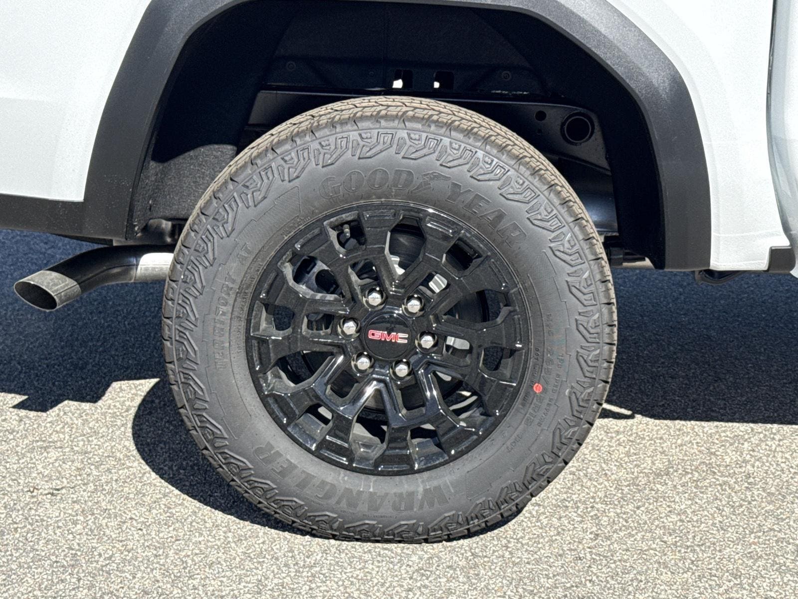 2026 GMC Canyon Elevation - Photo 10