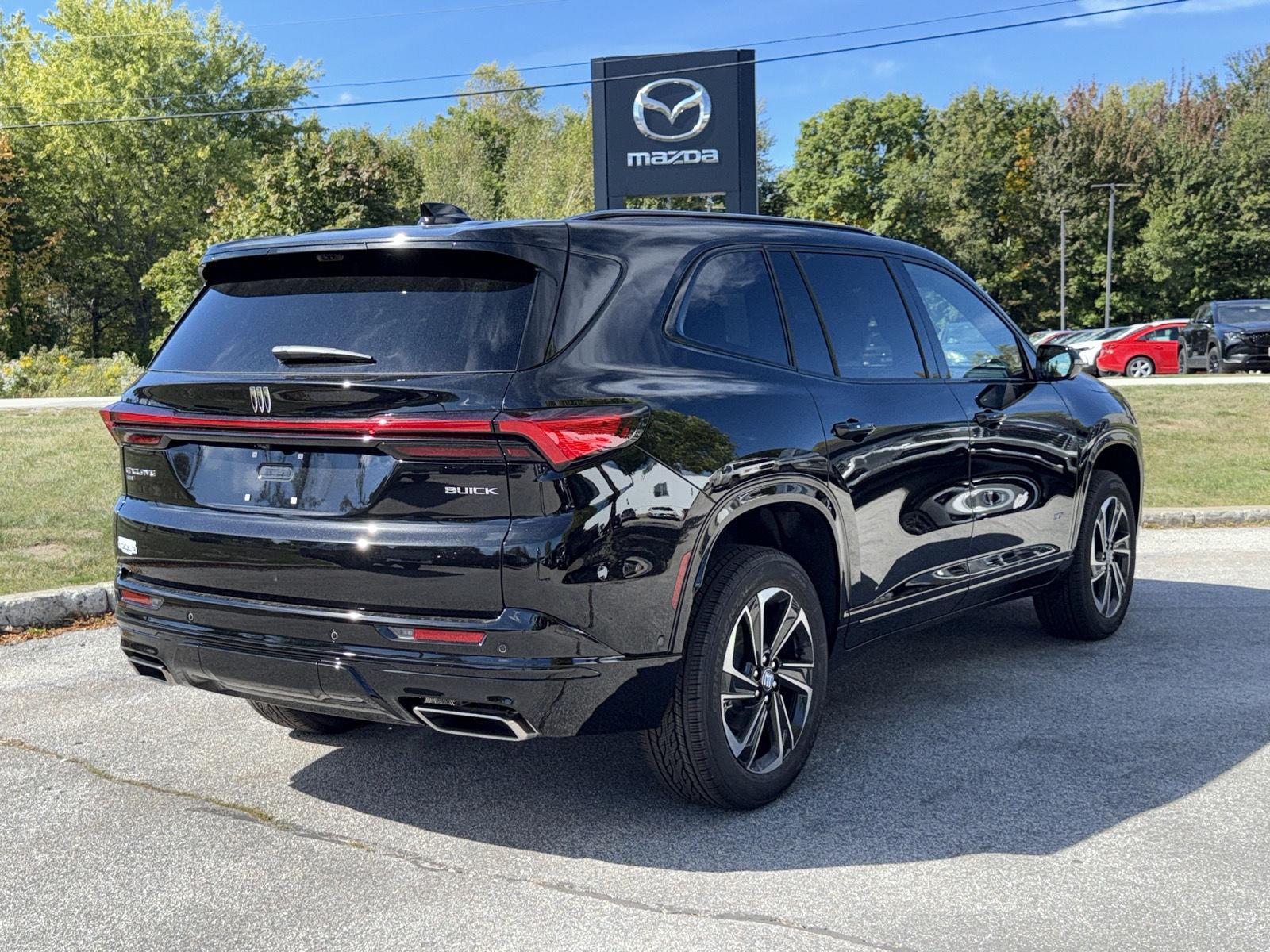 2026 Buick Enclave Sport Touring - Photo 11