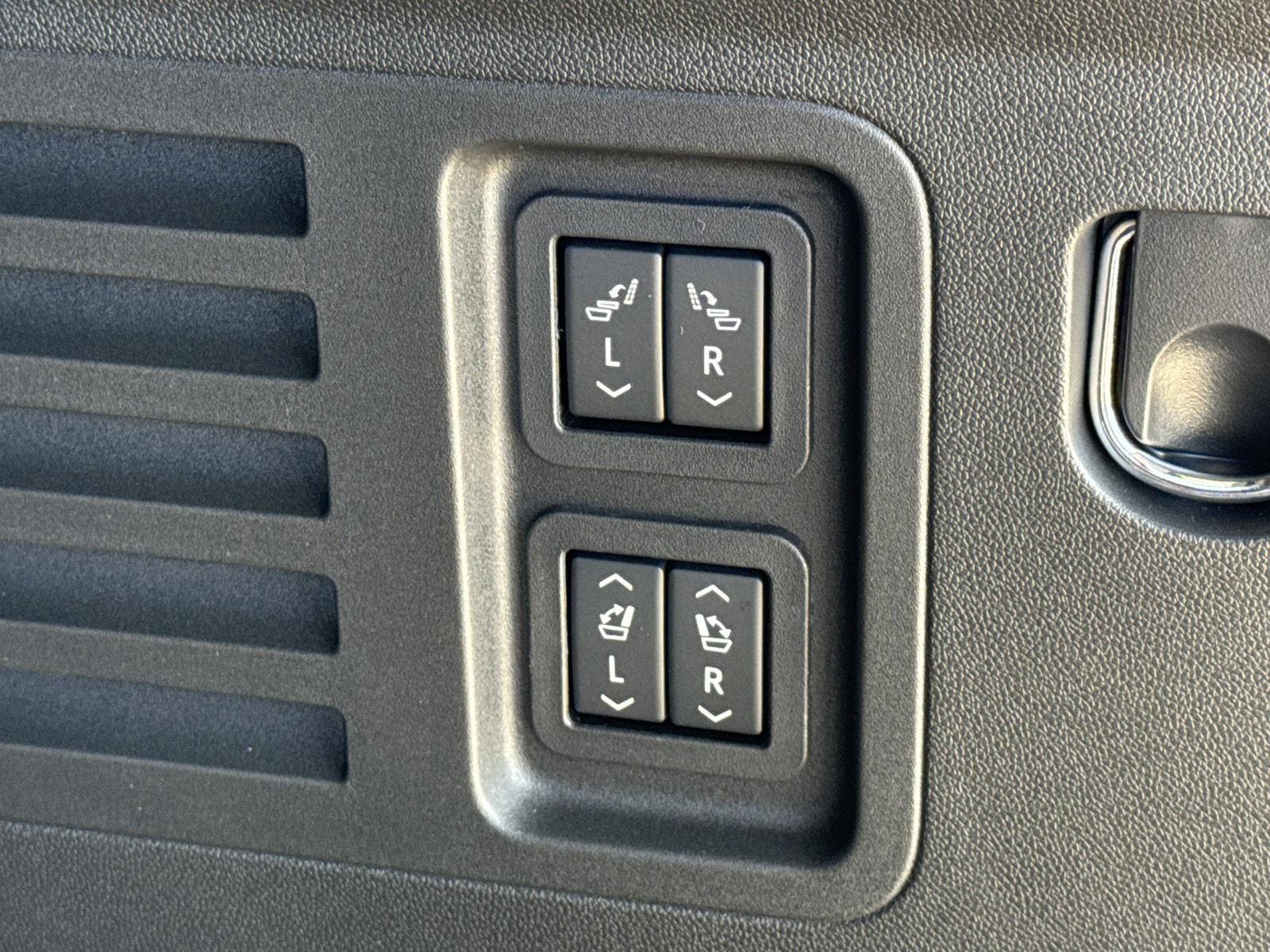 2026 Buick Enclave Sport Touring - Photo 23