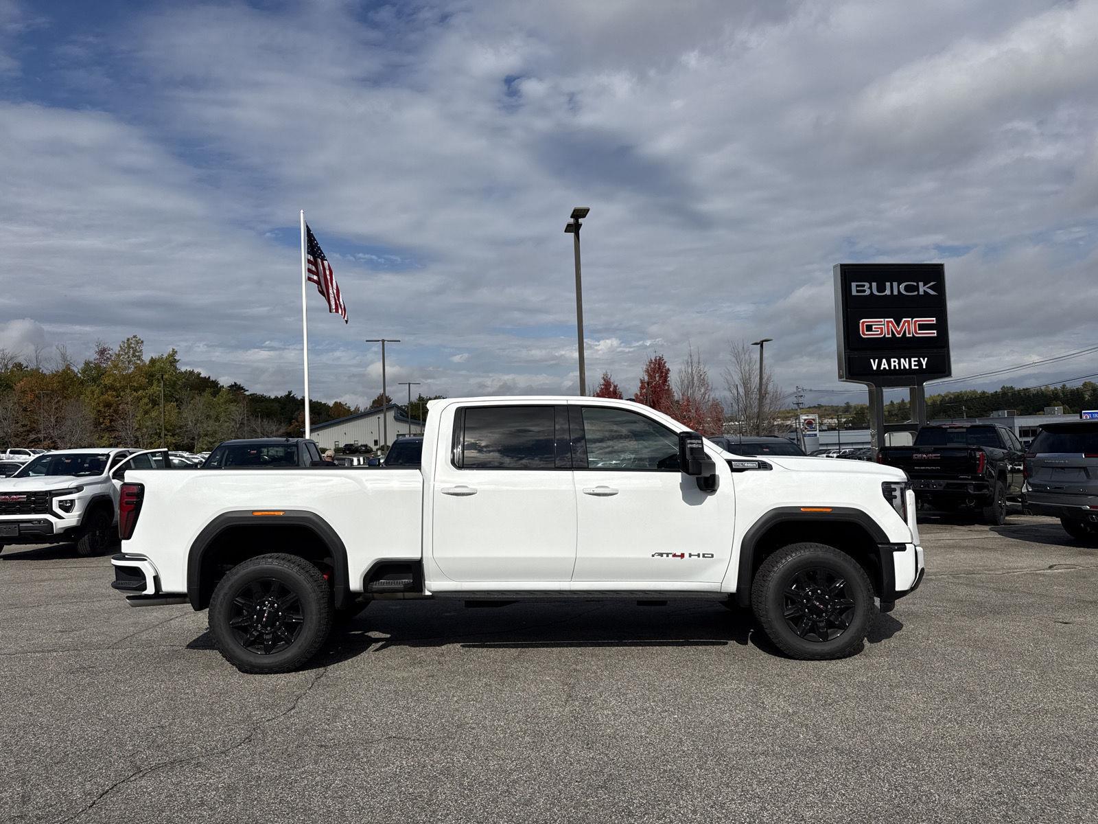 2026 GMC Sierra 2500HD AT4 - Photo 7