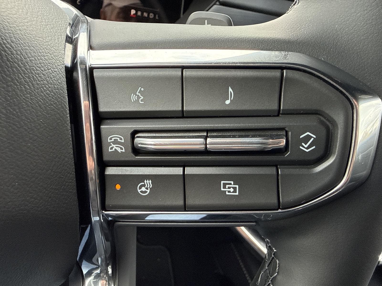 2026 GMC Acadia Elevation - Photo 28