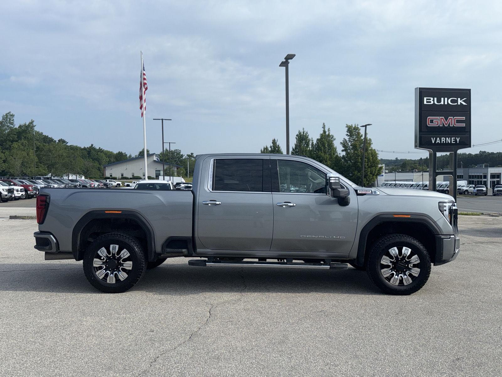 2025 Gmc Sierra 2500 HD Denali photo 4