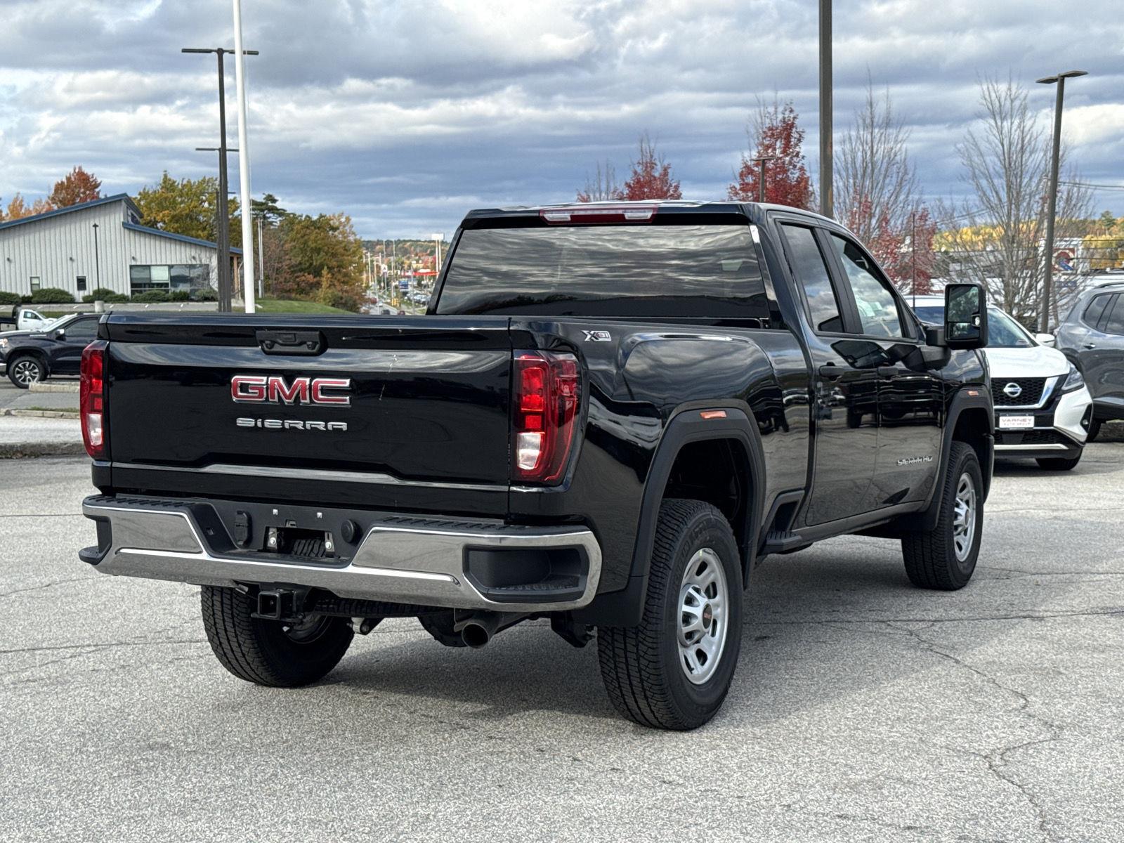 2026 GMC Sierra 2500HD Pro - Photo 9