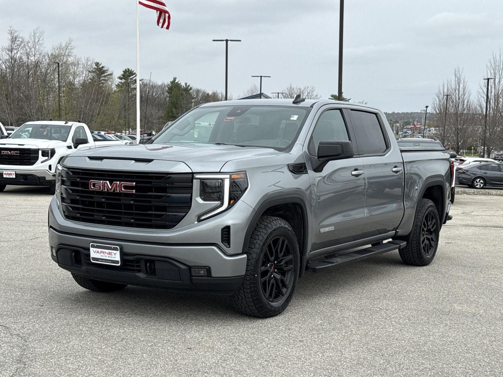 2024 GMC Sierra 4WD Crew Cab Std Box Elevation 3VL's photo