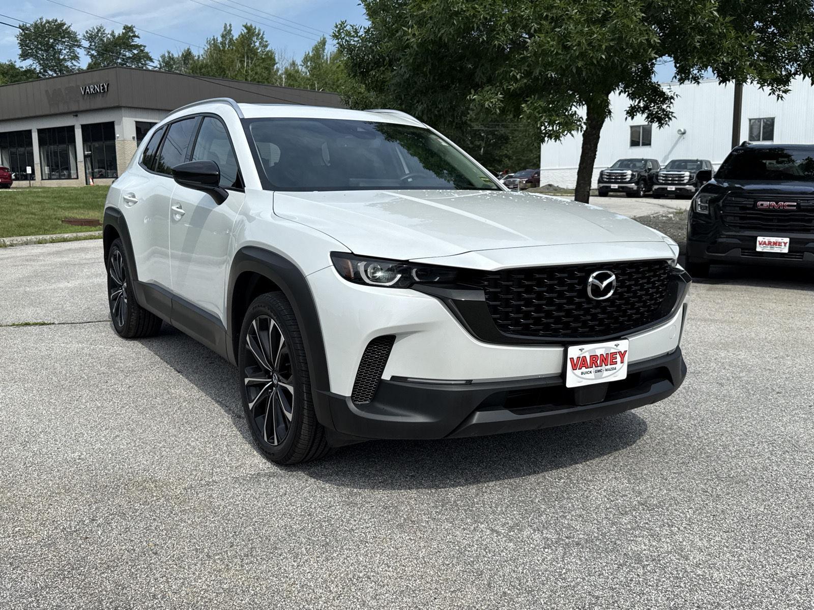 2024 Mazda CX-50 2.5 Premium Plus photo 3