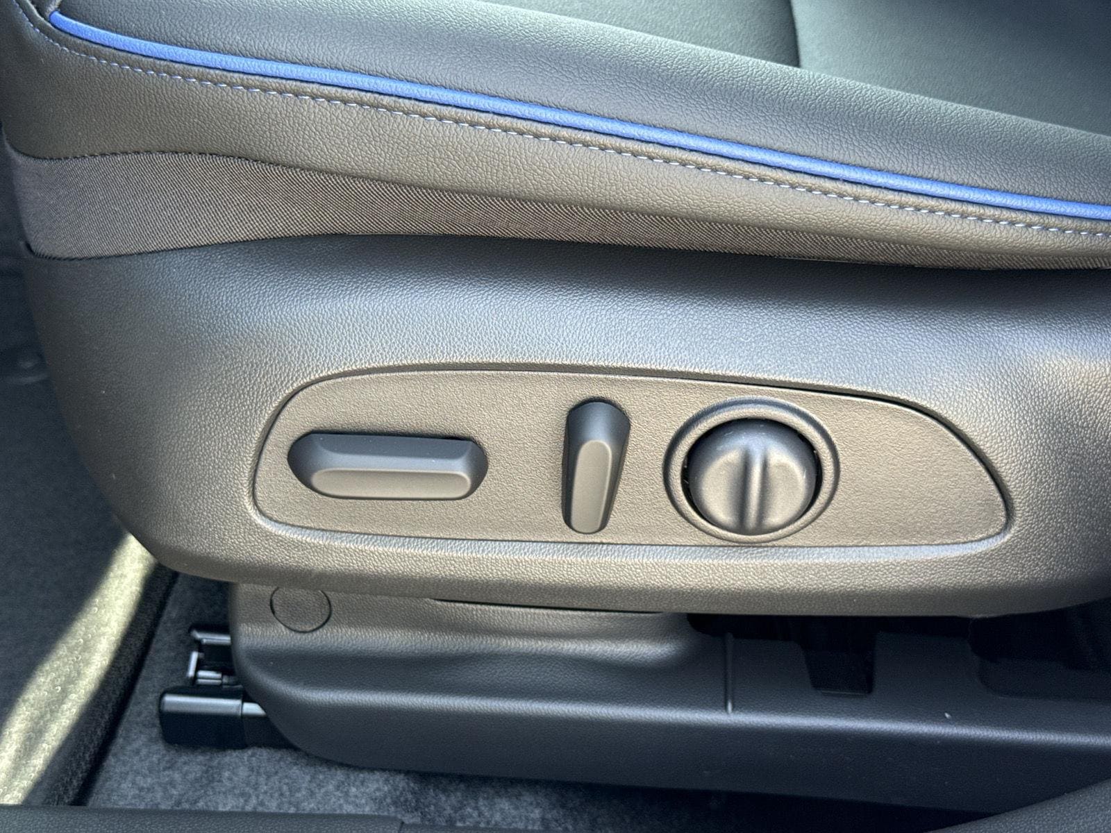 2026 Buick Envista Sport Touring - Photo 19