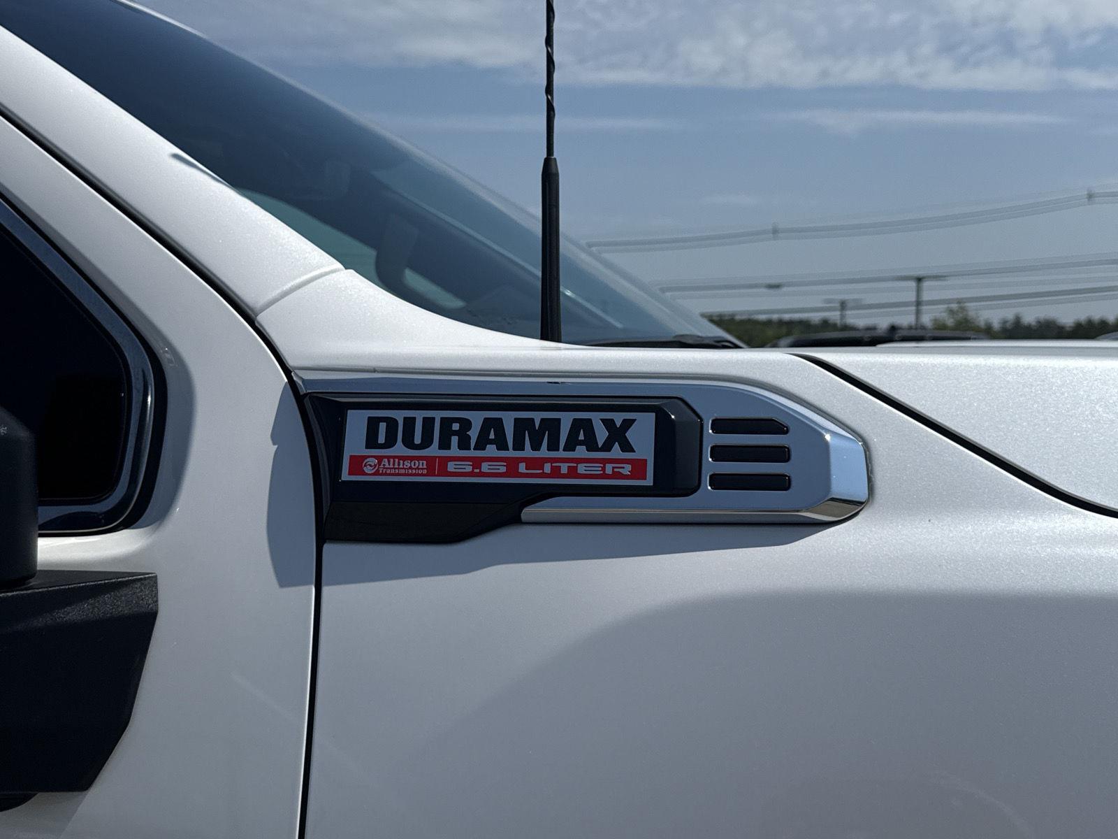 2024 Gmc Sierra 2500 HD Denali photo 4