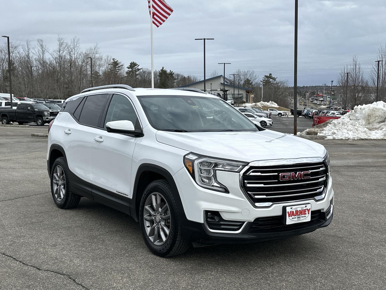 2022 Gmc Terrain SLT photo 2