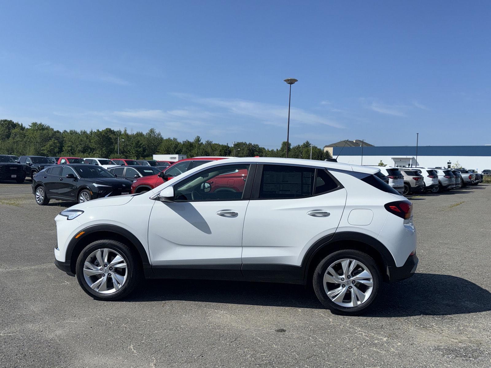 2025 Buick Encore GX Preferred photo 4
