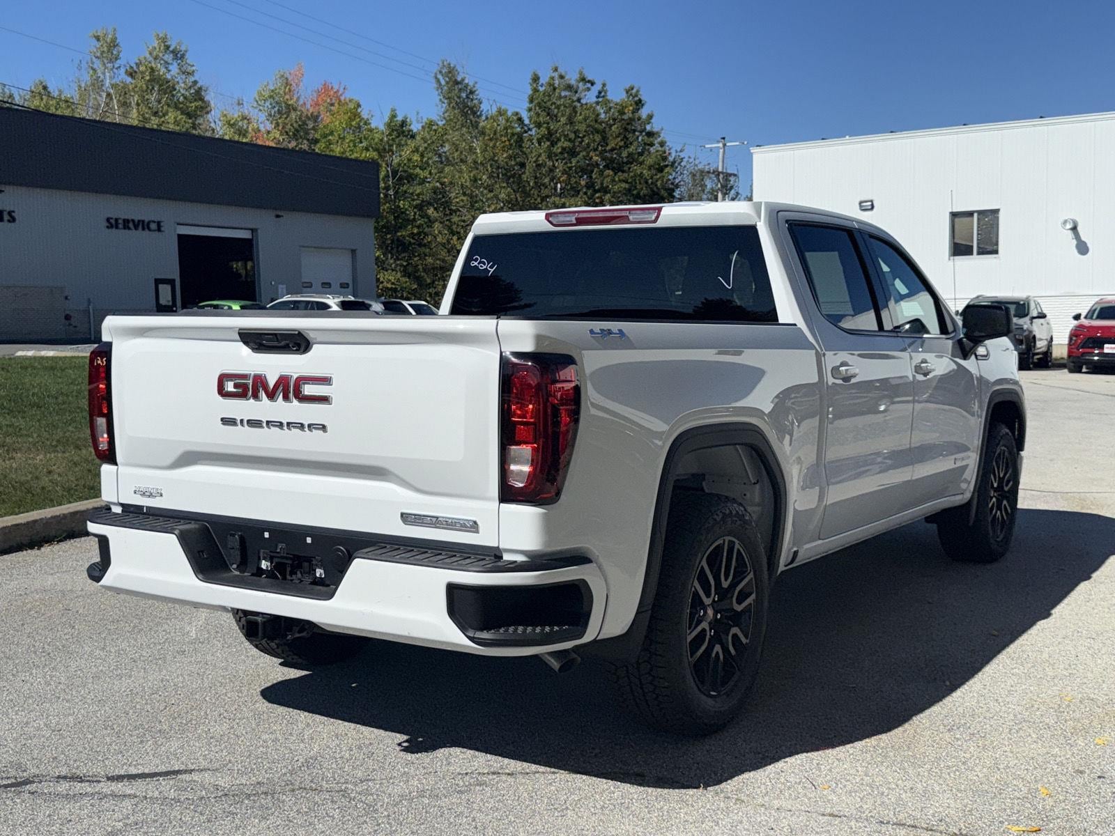 2026 GMC Sierra 1500 Elevation - Photo 13