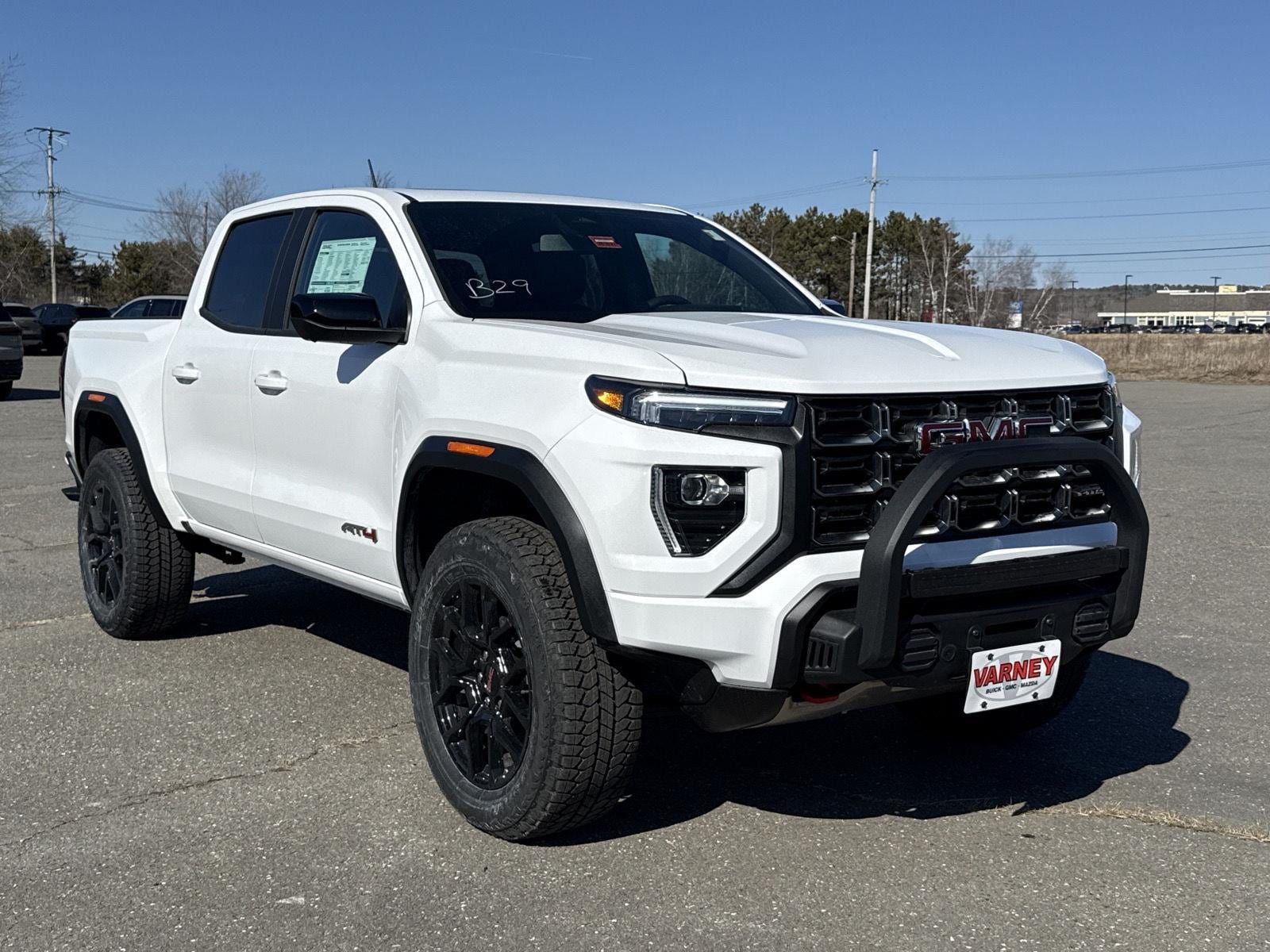 2026 GMC Canyon AT4 - Photo 8