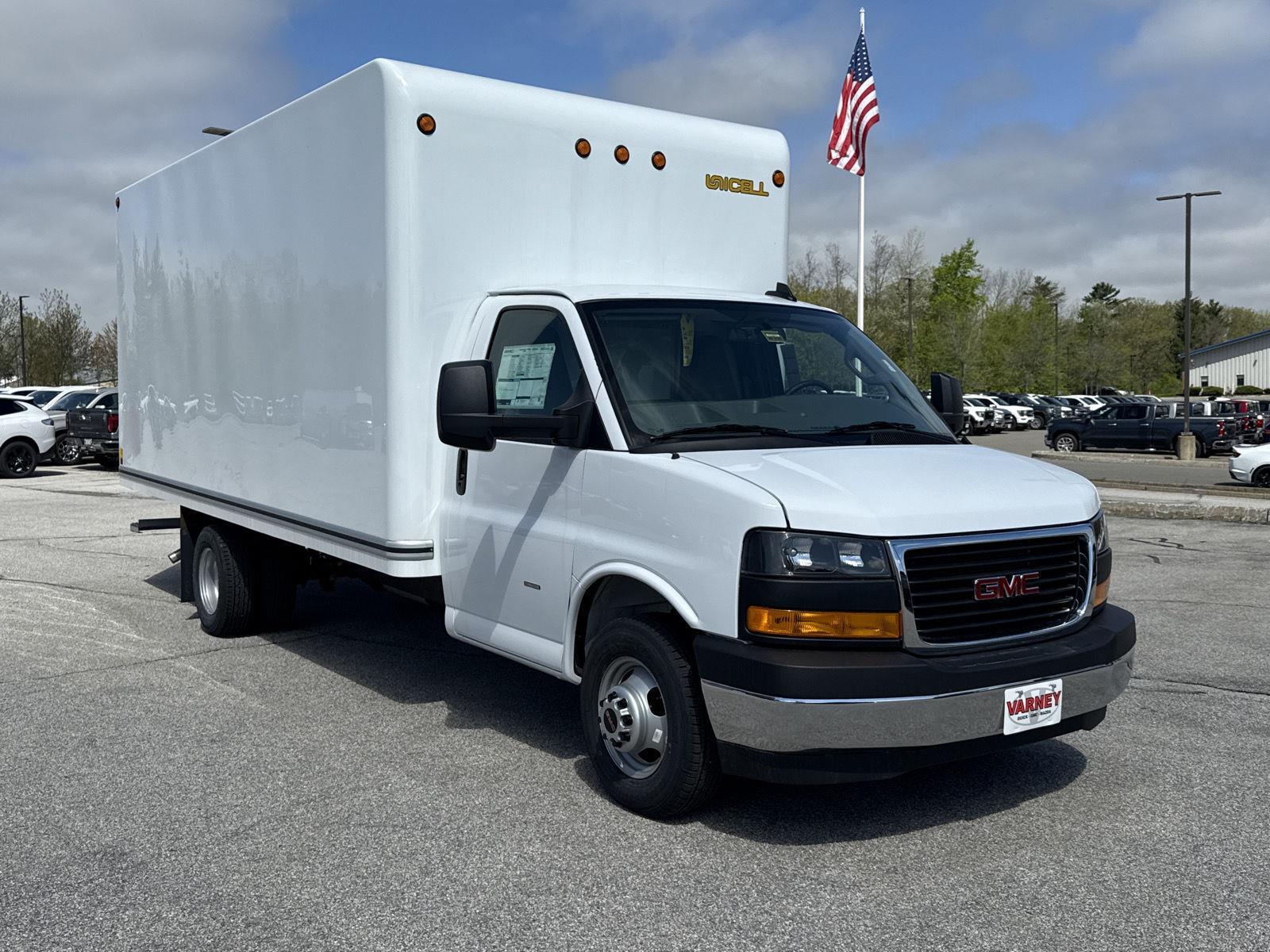 2025 Gmc Savana Cutaway 3500 photo 3
