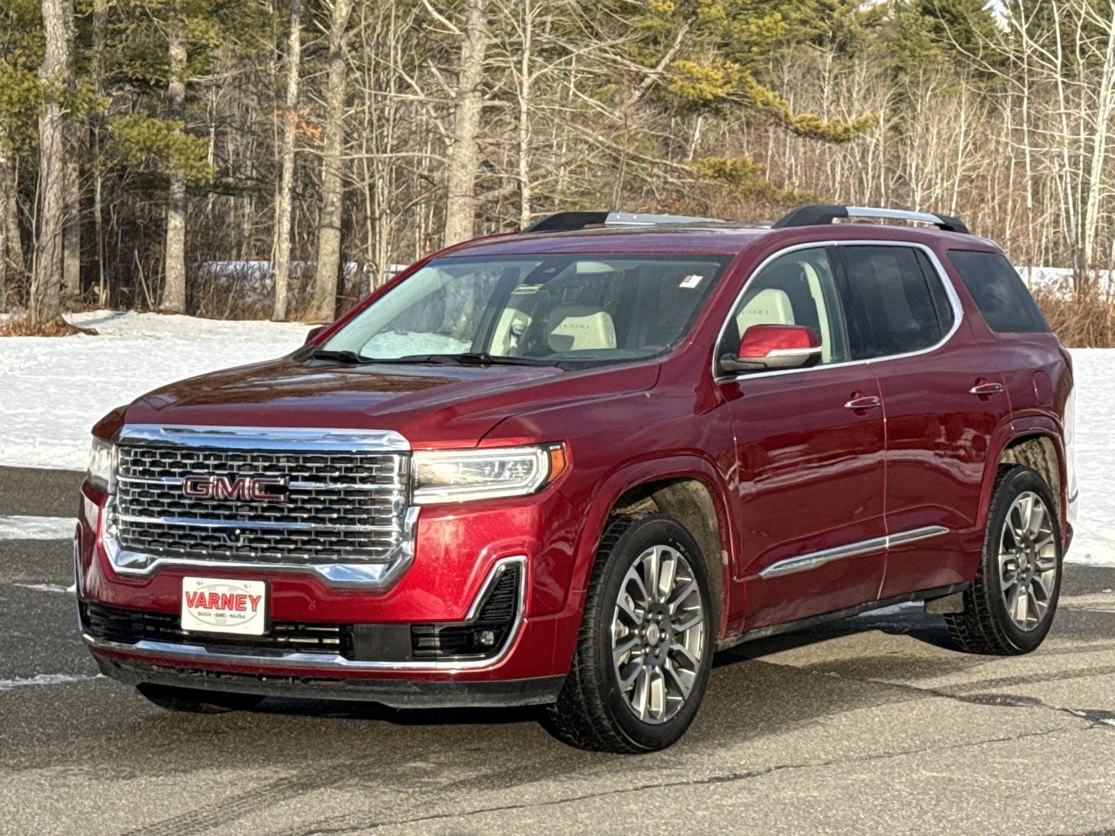 2022 GMC Acadia Denali's photo