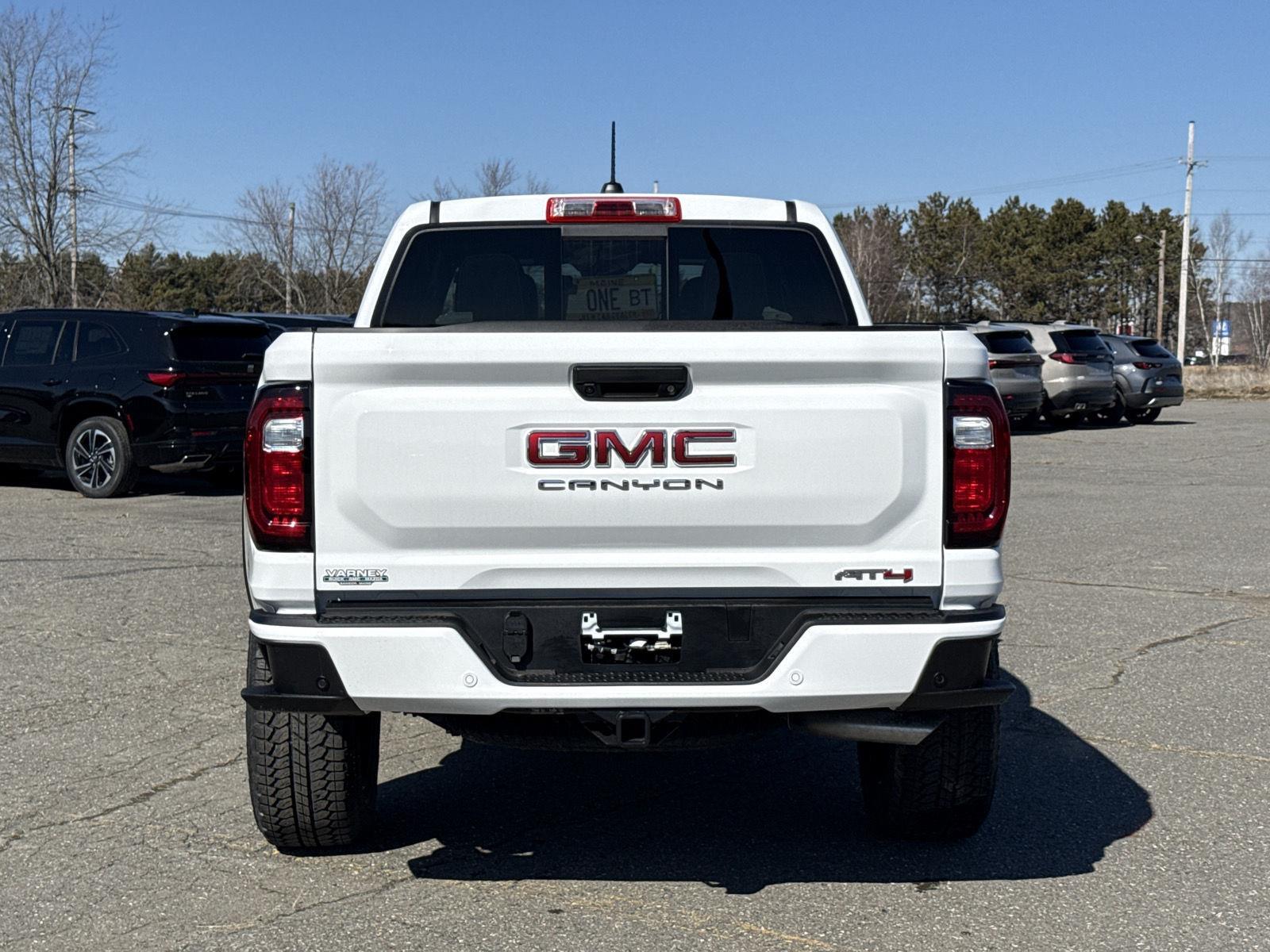 2026 GMC Canyon AT4 - Photo 7