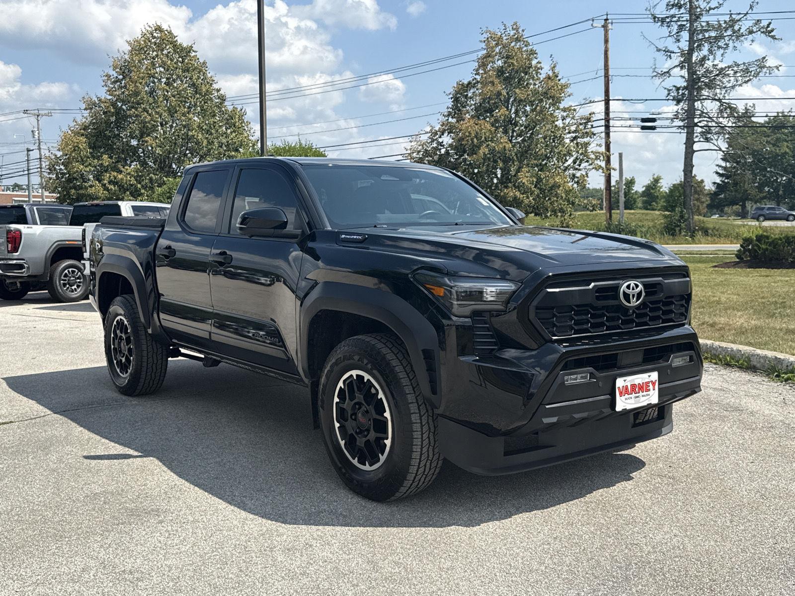 2024 Toyota Tacoma 4x4 TRD Sport photo 3