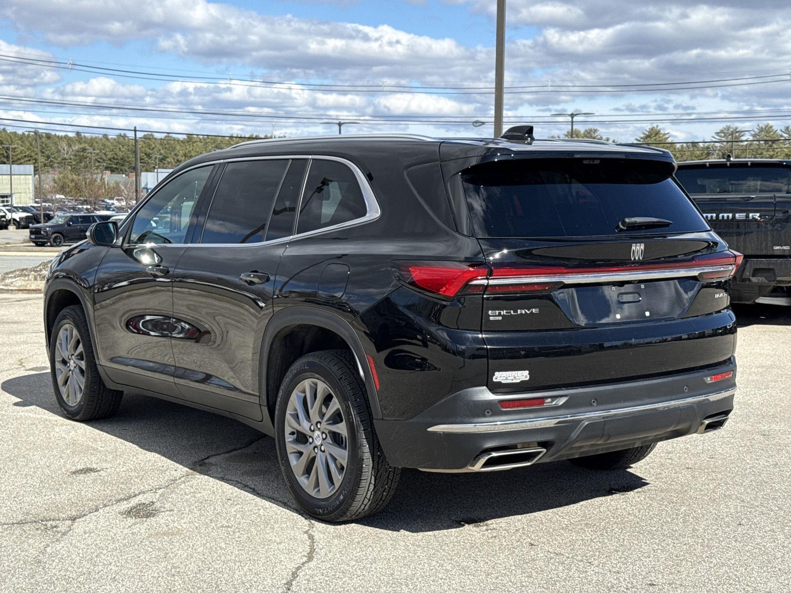 2026 Buick Enclave Preferred - Photo 10