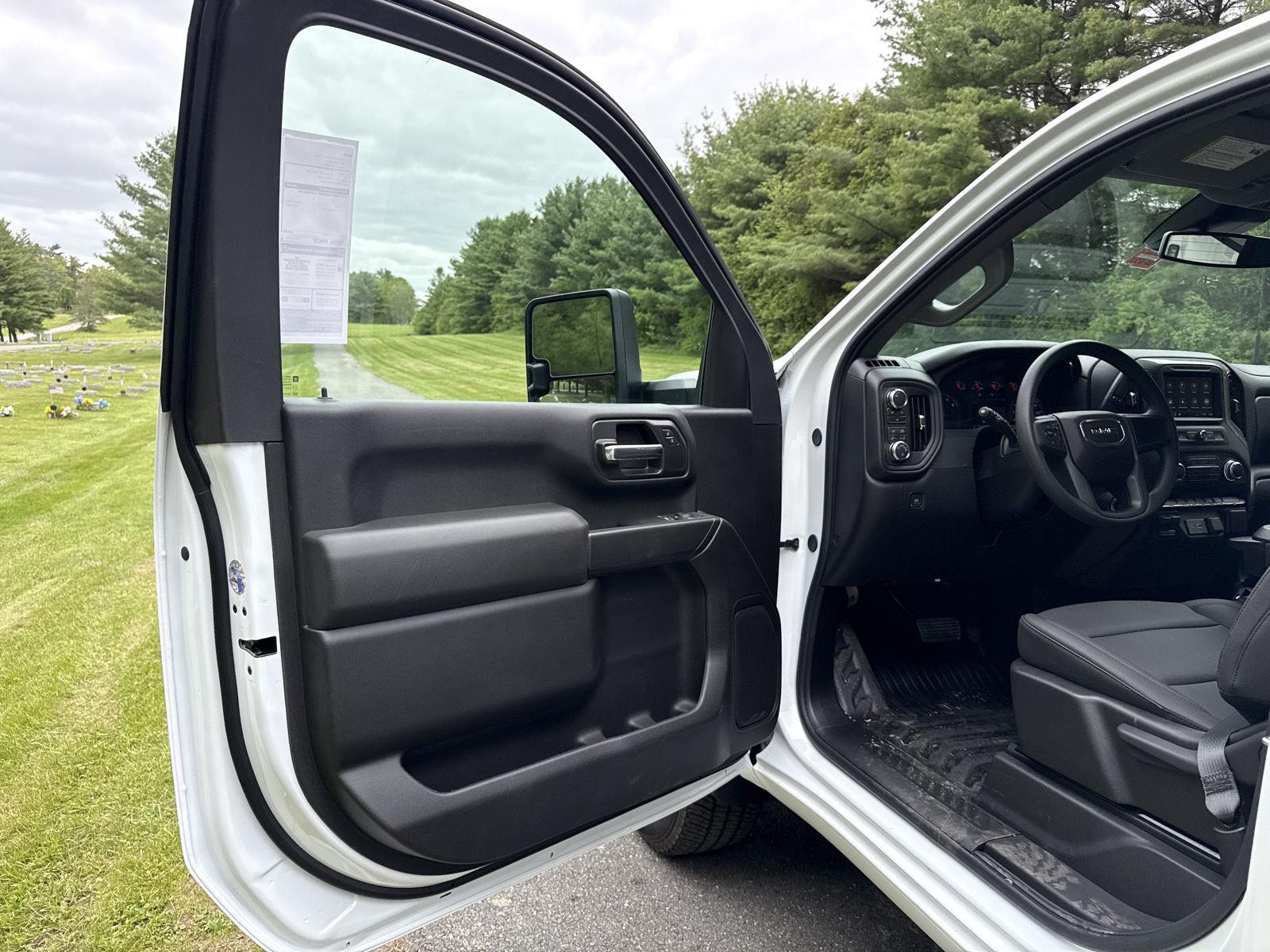 2026 GMC Sierra 2500HD Pro - Photo 17