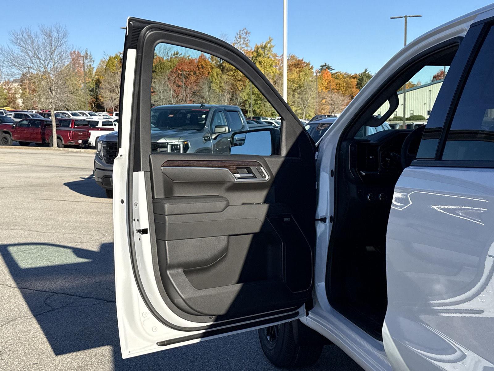2026 GMC Sierra 1500 Elevation - Photo 11